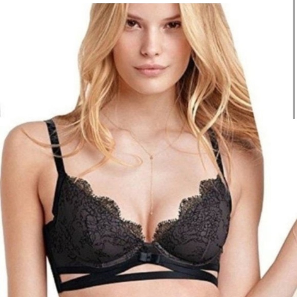 VS very sexy lace unlined Demi strappy back